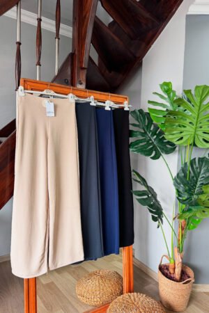 Yumuşak Dokulu Bol Paça Eşofman Altı