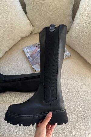 Kalın Tabanlı Fermuarlı Siyah Chelsea Çizme