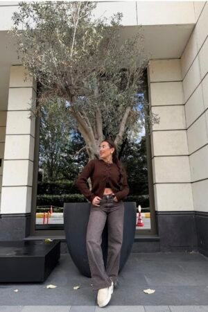 Fiyonk Boncuklu Çıtçıtlı Triko Hırka