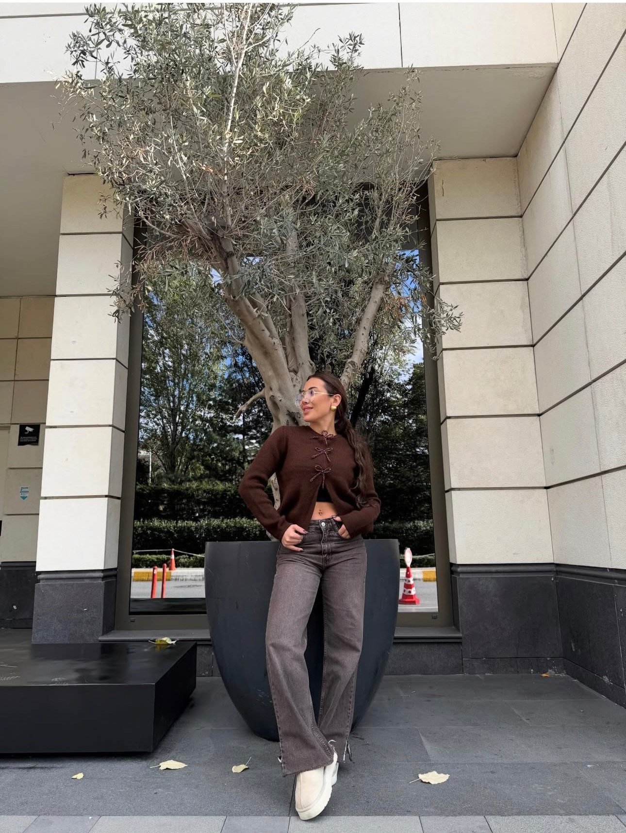 Fiyonk Boncuklu Çıtçıtlı Triko Hırka