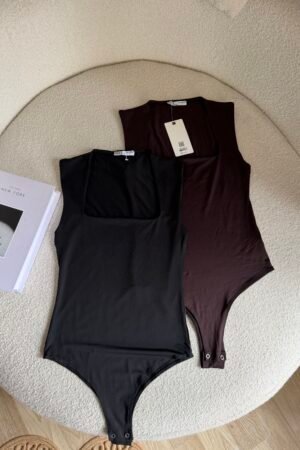 Kare Yaka Kolsuz Çıtçıtlı Body (Zıbın)