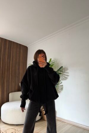 Kapüşonlu Figür Baskılı Üç İplik Polar Sweatshirt