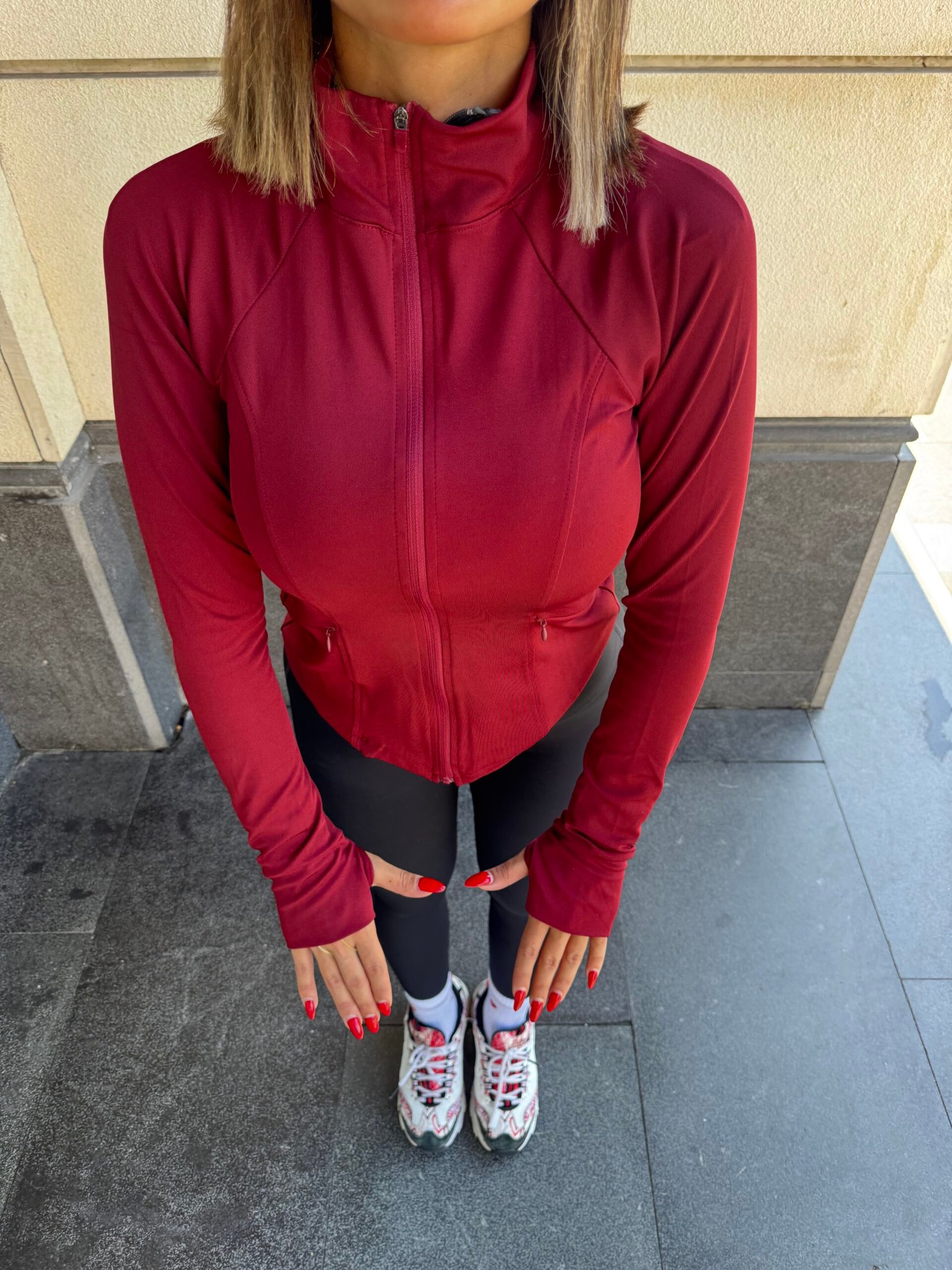 Tam Fermuarlı Parmak Geçirmeli Spor Ceket - Görsel 3