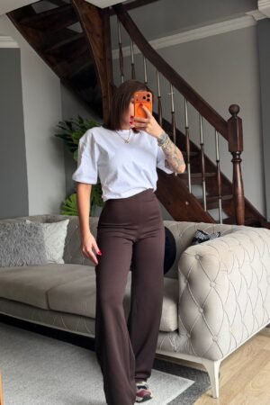 Yumuşak Dokulu Bol Paça Eşofman Altı