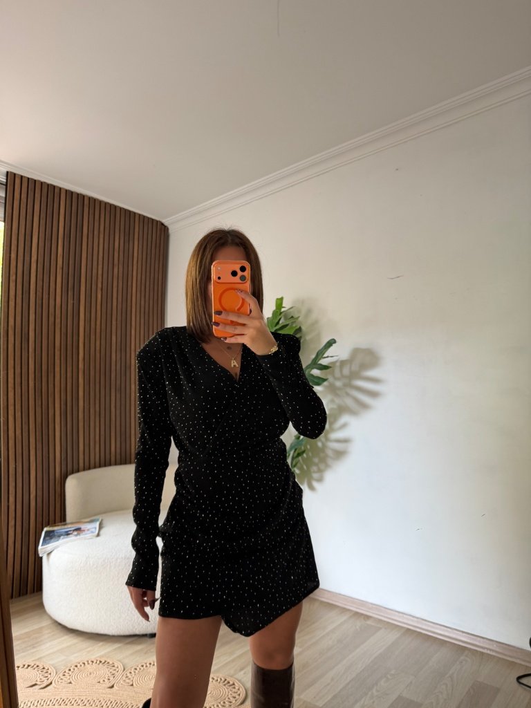 Taş Detaylı Vatkalı Mini Abiye Elbise - Siyah