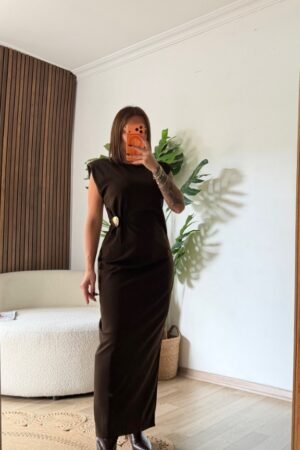 Toka Detaylı Vatkalı Uzun Abiye Elbise