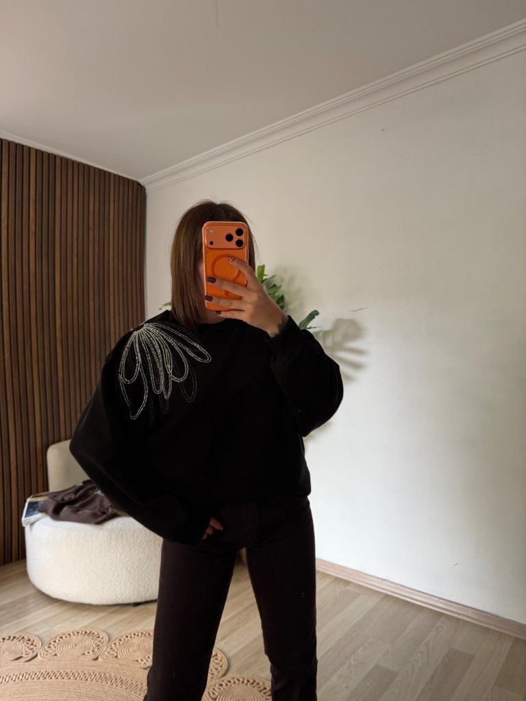 Omuzu Taş İşlemeli Sweatshirt - Siyah