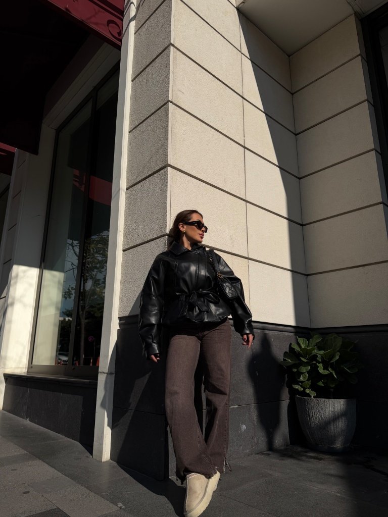 Bağcıklı Oversize Siyah Kadın Deri Ceket