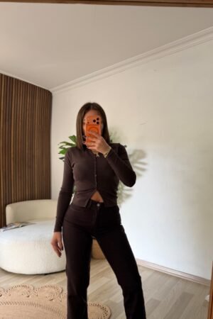 Önü Düğmeli Fitilli Basic Bluz