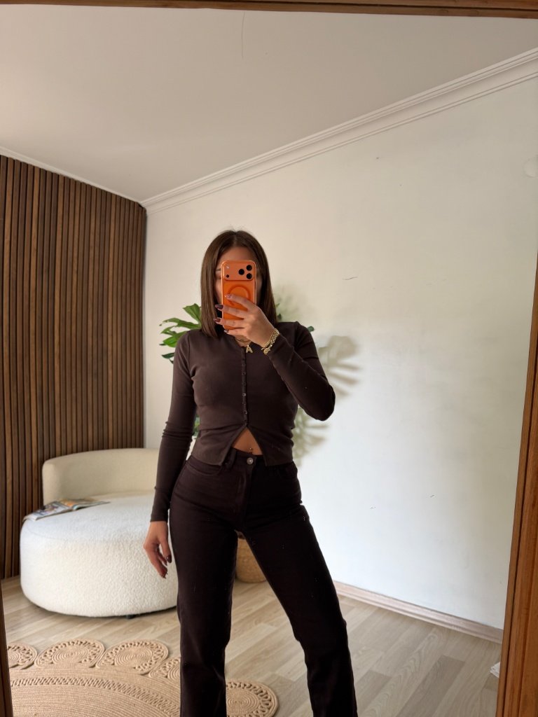 Önü Düğmeli Fitilli Basic Bluz