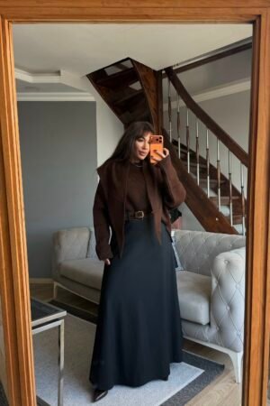 Kemerli Volanlı Siyah Etek