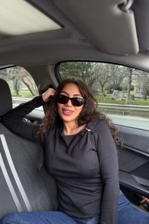 Yaka Detaylı Uzun Kollu Body