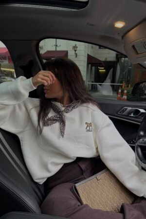 Fularlı Şardonlu Sweat