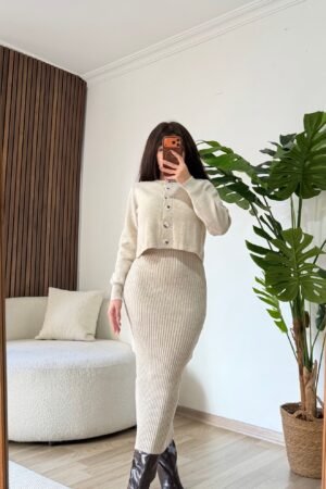 Hırkalı Triko Elbise