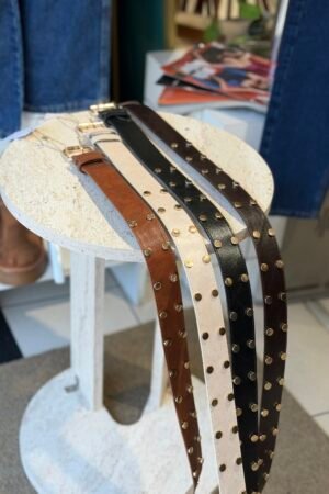 Zımbalı deri kemer