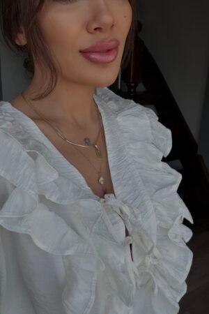 Fırfır Detaylı Gömlek 🤍🛒🤎