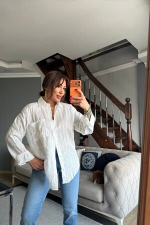 İnce Çizgili Rahat Kalıp Gömlek