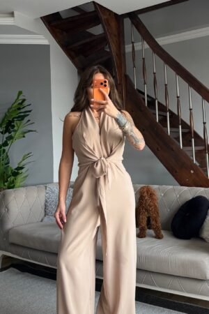 Belden bağlamalı bol paça tulum