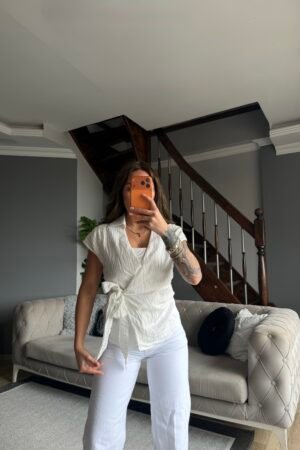 Bağcıklı Çizgili Gömlek